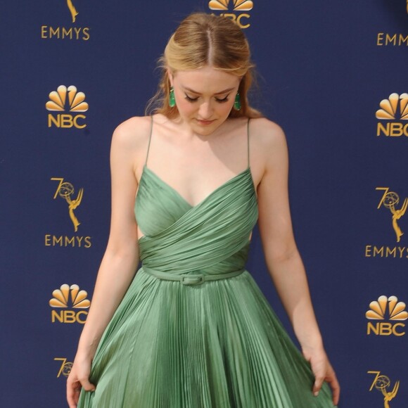 Dakota Fanning au 70ème Primetime Emmy Awards au théâtre Microsoft à Los Angeles le 17 septembre 2018.