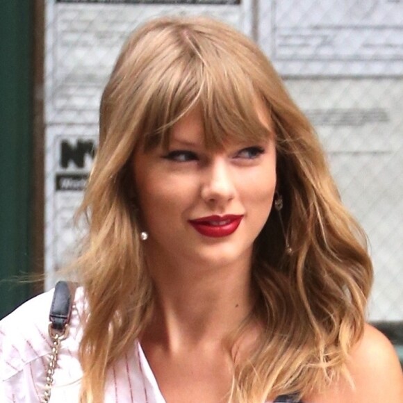 Taylor Swift quitte son appartement à New York le 22 juillet 2018.