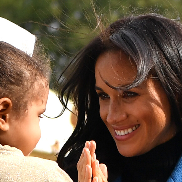 La duchesse Meghan de Sussex le 20 septembre 2018 au palais de Kensington pour le lancement du livre de recettes de cuisine Together, our community cookbook qu'elle a préfacé.