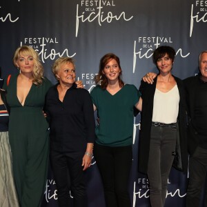 Alix Poisson, Armelle Deutsch, Laura Sepul, Muriel Robin, Erika Sainte, guest, Yves Rénier et Olivier Marchal à la projection du téléfilm "Jacqueline Sauvage : C'était lui ou moi" au festival international du film de La Rochelle, France, le 13 septembre 2018. © Patrick Bernard/Bestimage