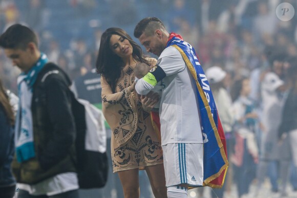 Sergio Ramos, sa femme Pilar Rubio et leurs enfants Alejandro, Sergio et Marco lors de la victoire du Real Madrid en Ligue des Champions à Madrid le 27 mai 2018