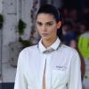 Kendall Jenner - Défilé Off-White™ collection prêt-à-porter printemps-été 2019 lors de la Fashion Week de Paris, le 27 septembre 2018.