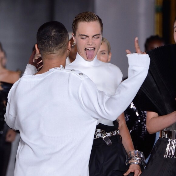 Olivier Rousteing et Cara Delevingne - Défilé Balmain, collection printemps-été 2019 à l'Hôtel de Ville. Paris, le 28 septembre 2018.