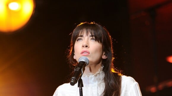 Nolwenn Leroy et Jenifer face à Laurie Cholewa, enceinte, chantent l'Espoir