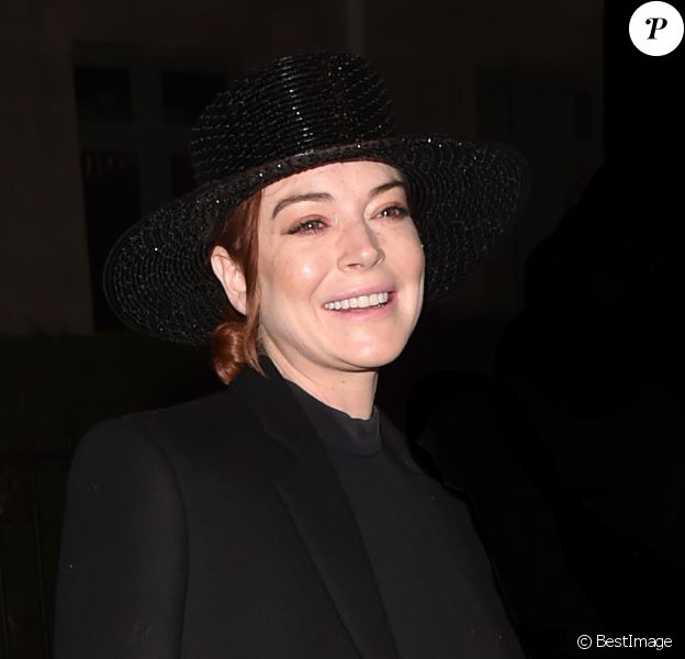 Lindsay Lohan arrive à l'hôtel La Reserve lors de la Fashion Week à Paris, le 27 septembre 2018