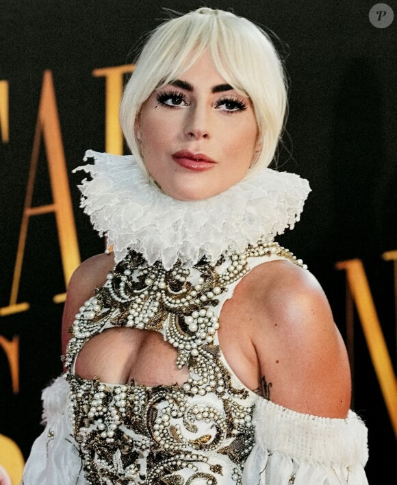 Lady Gaga à la première de "A Star Is Born" au cinéma Vue West End à Leicester Square. Londres, le 27 septembre 2018.  Celebrities at the premiere of "A Star Is Born" at Vue West End in Leicester Square. London, September 27th, 2018.27/09/2018 - Londres
