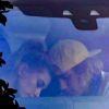 Justin Bieber et Hailey Baldwin s'embrassent dans leur voiture à Studio City le 6 octobre 2018.
