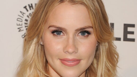 Claire Holt (The Vampire Diaries) est enceinte de son premier enfant !