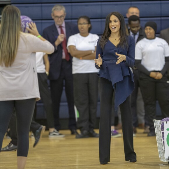 Le prince Harry, duc de Sussex, et Meghan Markle, duchesse de Sussex, assistent aux Coach Core Awards à l'université de Loughborough le 24 septembre 2018.