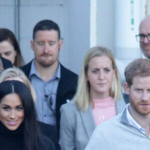 Le prince Harry, duc de Sussex, et Meghan Markle, duchesse de Sussex (enceinte) arrivent à l'aéroport de Sydney dans le cadre de leur tournée dans le Pacifique, le 15 octobre 2018, avant le début des Invictus Games.