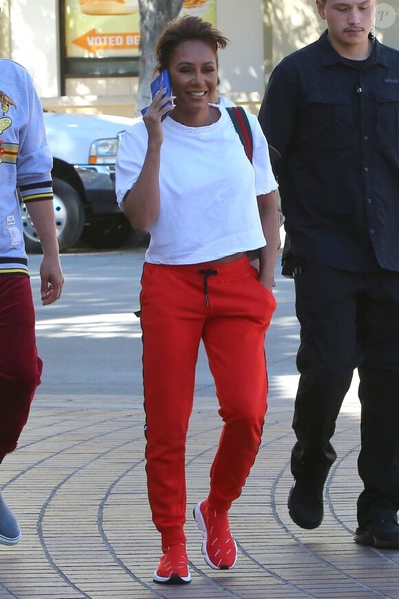 Mel B (Melanie Brown) et son meilleur ami Gary Madatyan arrivent à l'enregistrement de l'émission America's Got Talent à Los Angeles. Mel B se retrouve au coeur d'un nouveau scandale. L'ancienne Scary Spice est accusée par un mannequin de l'avoir agressé. Le 17 octobre 2018 à Los Angeles.