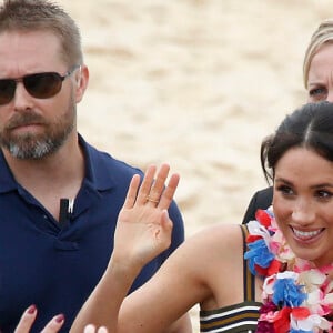 Le prince Harry, duc de Sussex, et Meghan Markle, duchesse de Sussex, visitent la plage de Bondi Beach. Sydney, le 19 octobre 2018.