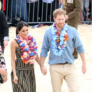 Le prince Harry, duc de Sussex, et Meghan Markle, duchesse de Sussex, visitent la plage de Bondi Beach. Sydney, le 19 octobre 2018.