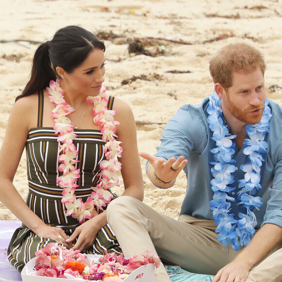 Le prince Harry, duc de Sussex, et Meghan Markle, duchesse de Sussex, visitent la plage de Bondi Beach. Sydney, le 19 octobre 2018.