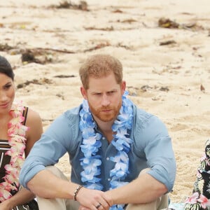 Le prince Harry, duc de Sussex, et Meghan Markle, duchesse de Sussex, visitent la plage de Bondi Beach. Sydney, le 19 octobre 2018.