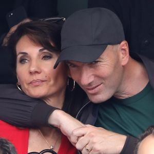 Zinédine Zidane et sa femme Véronique dans les tribunes des Internationaux de France de Tennis de Roland Garros à Paris, le 10 juin 2018. © Dominique Jacovides - Cyril Moreau/Bestimage