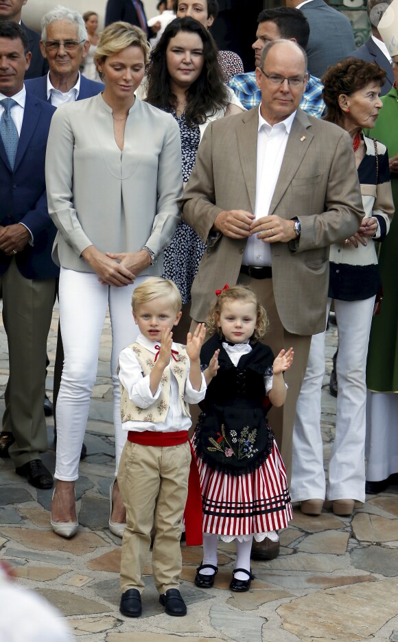 Le prince Jacques de Monaco et la princesse Gabriella de Monaco avec leurs parents la princesse Charlene et le prince Albert II lors du traditionnel pique-nique des Monégasques dans les jardins du parc Princesse Antoinette à Monaco, le 31 août 2018. © Jean-François Ottonello / Nice Matin / Bestimage