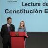 La princesse Leonor des Asturies a prononcé, en présence de son père le roi Felipe VI d'Espagne, sa mère la reine Letizia et sa soeur l'infante Sofia, son premier discours en acte officiel le 31 octobre 2018 à l'occasion du 40e anniversaire de la Constitution espagnole, célébré à l'Institut Cervantes à Madrid.