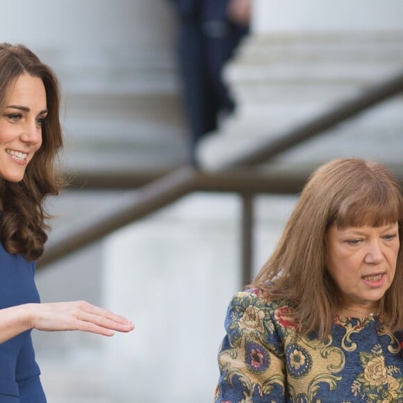 Kate Middleton, duchesse de Cambridge, visite l'Imperial War Museum à Londres pour consulter des lettres de famille datant de la Première guerre mondiale. Le 31 octobre 2018