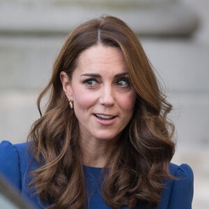 Kate Middleton, duchesse de Cambridge, visite l'Imperial War Museum à Londres pour consulter des lettres de famille datant de la Première guerre mondiale. Le 31 octobre 2018