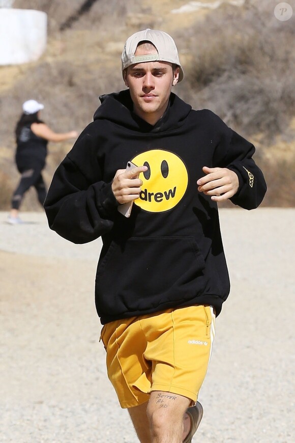 Justin Bieber est allé faire du jogging sur les hauteurs de Los Angeles, le 1er novembre 2018