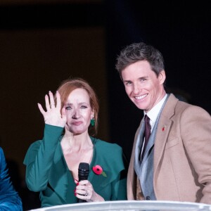 Jude Law, J.K. Rowling, Eddie Redmayne, Katherine Waterston - Avant première mondiale du film "Les animaux fantastiques : Les crimes de Grindelwald" au cinéma UGC Bercy à Paris le 8 novembre 2018. © Cyril Moreau/bestimage