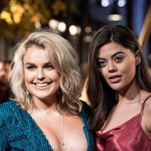 Tallia Storm et Emily Canham - Avant première mondiale du film "Les animaux fantastiques : Les crimes de Grindelwald" au cinéma UGC Bercy à Paris le 8 novembre 2018. © Cyril Moreau/bestimage