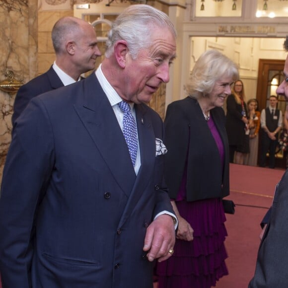 Le prince Charles avec son épouse Camilla lors de la soirée We Are Most Amused and Amazed enregistrée le 22 octobre 2018 au Palladium de Londres et diffusée le 13 novembre sur ITV en l'honneur de son 70e anniversaire.