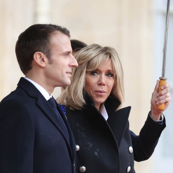 Le président de la République française Emmanuel Macron et sa femme la Première Dame Brigitte Macron (Trogneux) - Le président de la République française et sa femme la Première Dame reçoivent les présidents avant la cérémonie du Centenaire de l'Armistice de la Première Guerre Mondiale, au palais de l'Elysée à Paris, France, le 11 novembre 2018. © Stéphane Lemouton/Bestimage