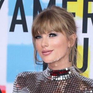 Taylor Swift à la soirée 2018 American Music Awards au théâtre Microsoft à Los Angeles, le 9 octobre 2018