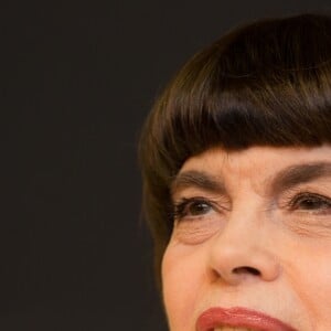 Mireille Mathieu dédicace son nouvel album "Mes classiques" au Furet du Nord à Lille le 14 novembre 2018. © Stéphane Vansteenkiste/Bestimage