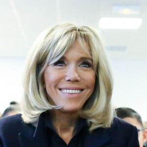 La première dame, Brigitte Macron, Jean-Michel Blanquer, ministre de l'éducation, Marlène Schiappa, secrétaire d'Etat, chargée de l'Egalité des femmes et des hommes se rendent au collège des petits ponts à Clamart, pour évoquer la lutte contre le harcèlement à l'école sous toutes ses formes à Clamart. Le 15 novembre 2018. © Stéphane Lemouton / Bestimage