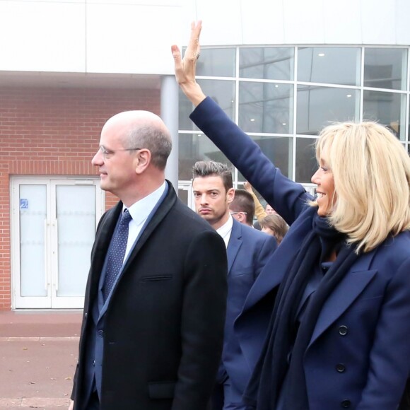 La première dame, Brigitte Macron, Jean-Michel Blanquer, ministre de l'éducation, Marlène Schiappa, secrétaire d'Etat, chargée de l'Egalité des femmes et des hommes se rendent au collège des petits ponts à Clamart, pour évoquer la lutte contre le harcèlement à l'école sous toutes ses formes à Clamart. Le 15 novembre 2018. © Stéphane Lemouton / Bestimage