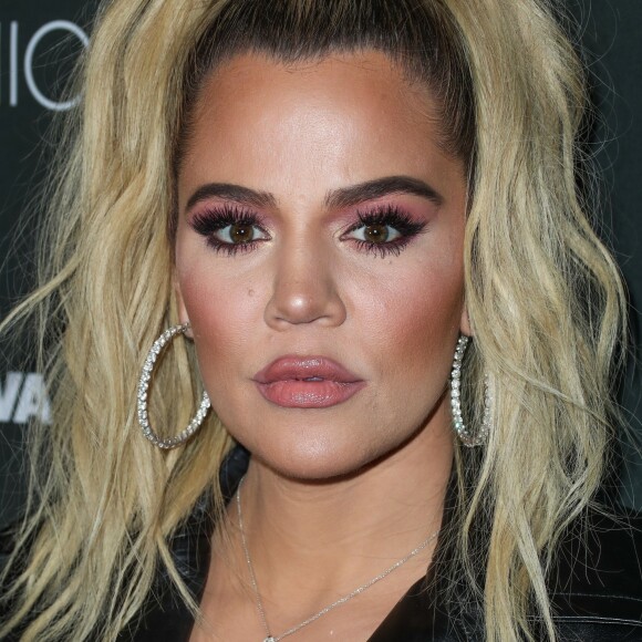 Khloe Kardashian lors du photocall de la soirée Fashion Nova X Cardi B à Hollywood le 14 novembre 2018.