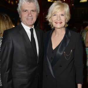 Claude Sérillon et sa compagne Catherine Ceylac - Soirée de la 27e Nuit des Molières au Théâtre des Folies Bergère à Paris, le 27 avril 2015.