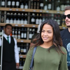 Christina Milian et son compagnon Matt Pokora (M. Pokora) font du shopping chez "Wally's" à Beverly Hills. Los Angeles, le 15 novembre 2018.