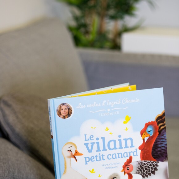 Exclusif - Rendez vous avec Ingrid Chauvin à l'occasion de son interview donnée pour Purepeople dans les locaux de Webedia à Levallois Perret, à l'occasion de la sortie de son livre "Le vilain petit canard". Le 22 novembre 2018 © Tiziano Da Silva / Bestimage