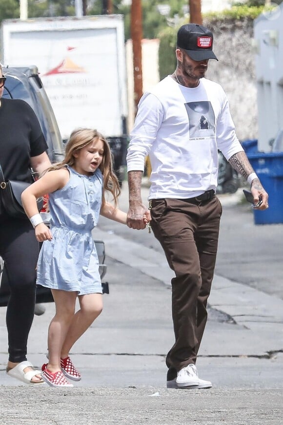 Exclusif - David Beckham emmène ses enfants, Romeo, Harper, Cruz et Brooklyn au restaurant Mulberry Pizza pour le déjeuner à Los Angeles le 19 avril 2018