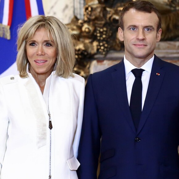 La première dame Brigitte Macron, le président Emmanuel Macron - Le président de l'Argentine et sa femme accueillent le couple présidentiel français à la Casa Rosada à Buenos Aires le 29 novembre 2018. © Stéphane Lemouton / Bestimage