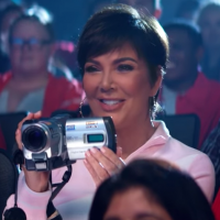 Kris Jenner : La momager des Kardashian, la vraie star du clip d'Ariana Grande