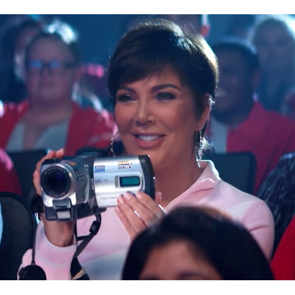Kris Jenner dans le clip d'Ariana Grande "Thank u, next", sorti le 30 novembre 2018
