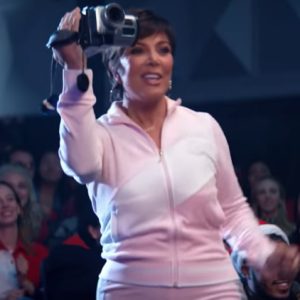 Kris Jenner dans le clip d'Ariana Grande "Thank u, next", sorti le 30 novembre 2018