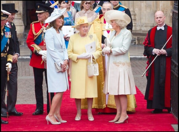 Carole Middleton, Elizabeth II et Camilla au mariage du prince William et Kate Middleton le 29 avril 2011, à Londres.
