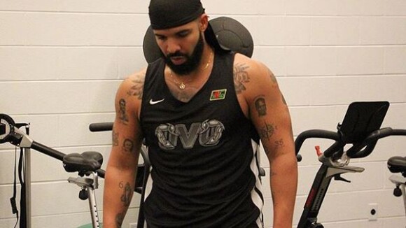 Drake, torse nu : Ses fans craquent pour son corps d'athlète