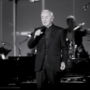 Charles Aznavour en concert au Madison Square Garden à New York, le 15 octobre 2016.