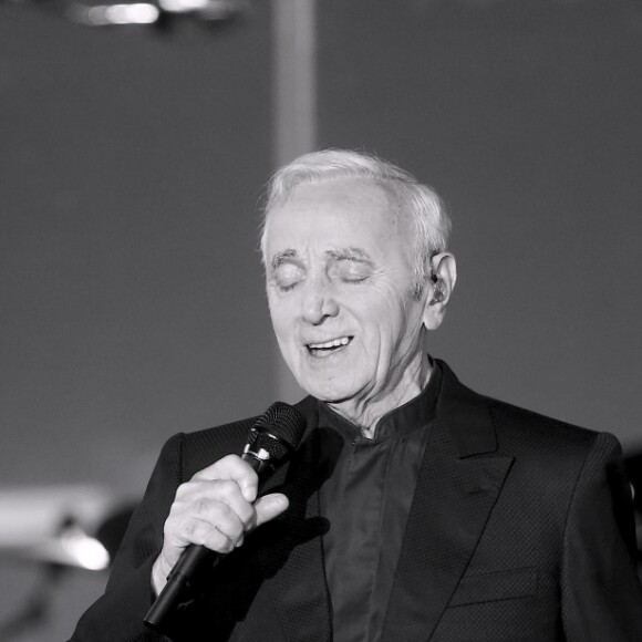 Charles Aznavour en concert au Madison Square Garden à New York, le 15 octobre 2016.