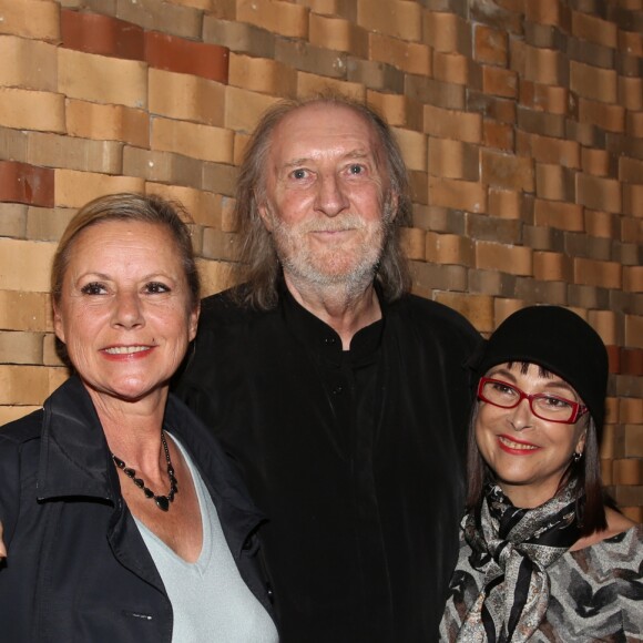 Exclusif - Dorothée, Corbier et Ariane lors de la projection du film documentaire de F. Letot "Corbier, des traces dans la mémoire des masses" au lendemain du 73e anniversaire du chanteur Alain Roux, dit Corbier à Paris le 18 Octobre 2017. © Denis Guignebourg/Bestimage