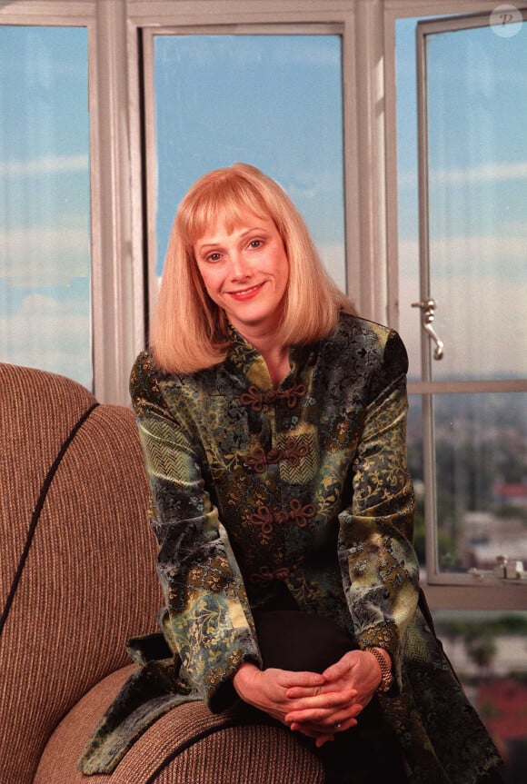 Sondra Locke au Argyle Hotel de Los Angeles en 1997.