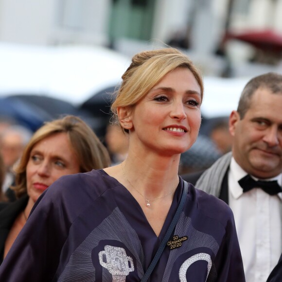 Julie Gayet - Montée des marches du film "Blackkklansman" lors du 71e Festival International du Film de Cannes. Le 14 mai 2018 © Borde-Jacovides-Moreau/Bestimage