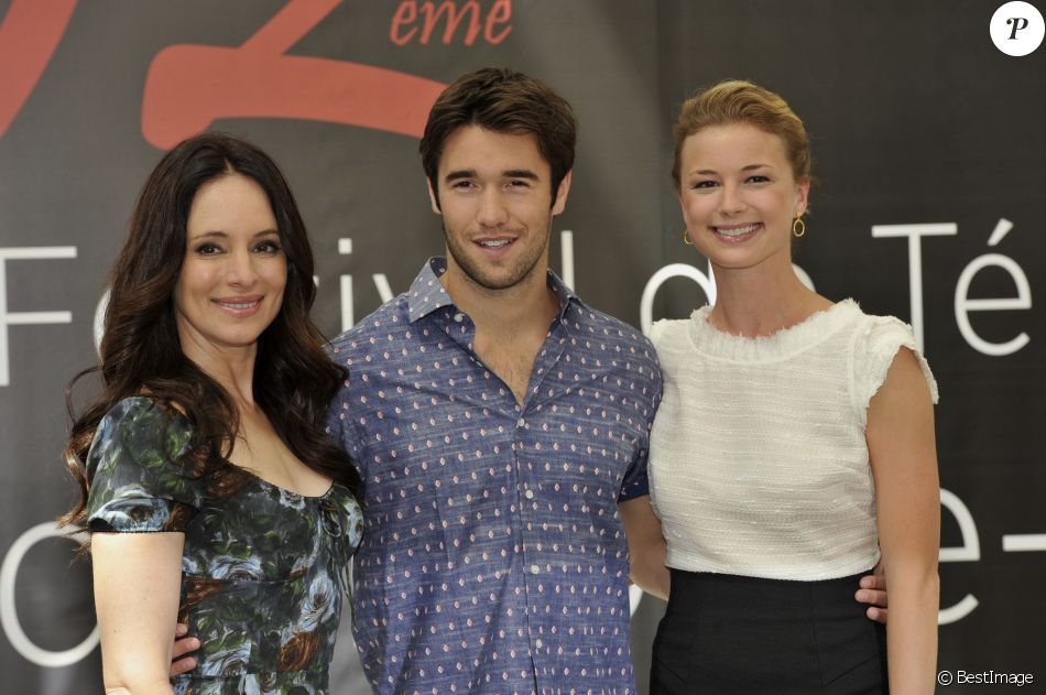 Madeleine Stowe, Joshua Bowman et Emily Vancamp - Monte Carlo Television Festival, le 12 juin 2012.